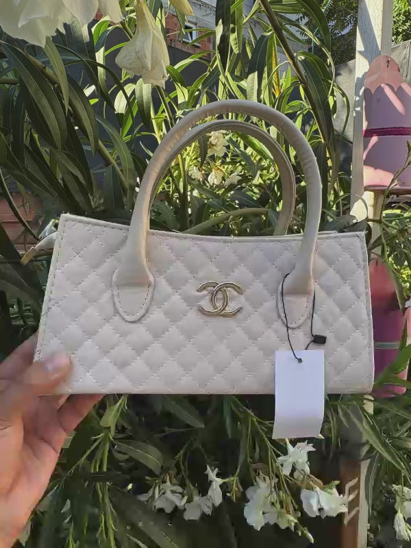 CHANEL KREM KADIN ÇANTASI